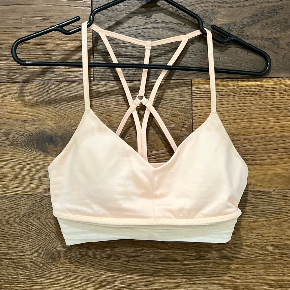 Alo lavish bra in pink size small